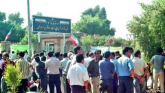 کارگران نیشکر هفت تپه از صبح امروز دست به اعتصاب زدند