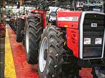 ماه‌ها حقوق معوقه‌ی کارگران در کارخانه تراکتور سازی تبریز