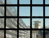 جاری شدن سیل در سلولهای زندانیان در زندان مرکزی زاهدان