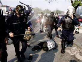 stories_jahan_iran_oppression_oppress450